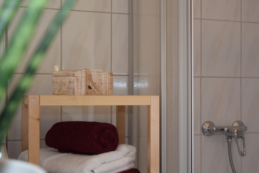 Ferienapartments Urlaub Und Meer Kuehlungsborn Exterior photo